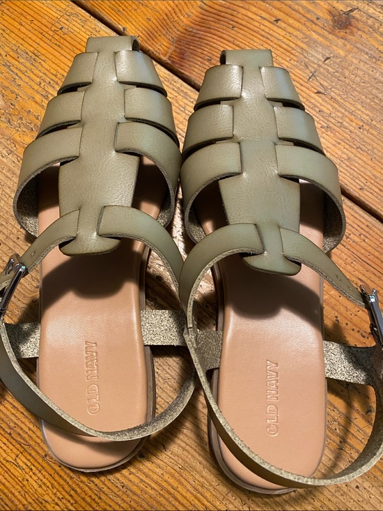 Old Navy Shoes - Old Navy Olive Fisherman Sandals
